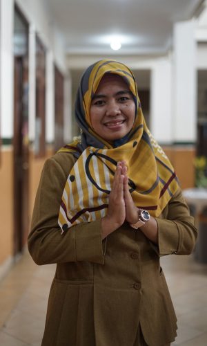 SRI KURNIA HARTATI (WALI KELAS 1B)