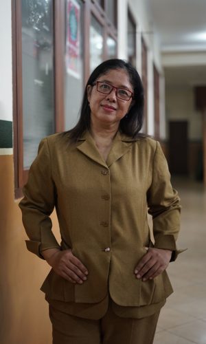 YULIANA CAKRAWATI (GURU B. INGGRIS)